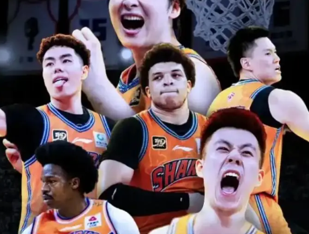 上海男篮仍不死心！拿到球王张镇麟后，新赛季拿下首钢的战术出炉