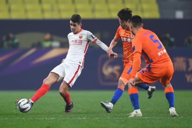 开云Kaiyun官网入口-双亚悲催!海港一个都不能少的无奈 足球兴趣锐减?